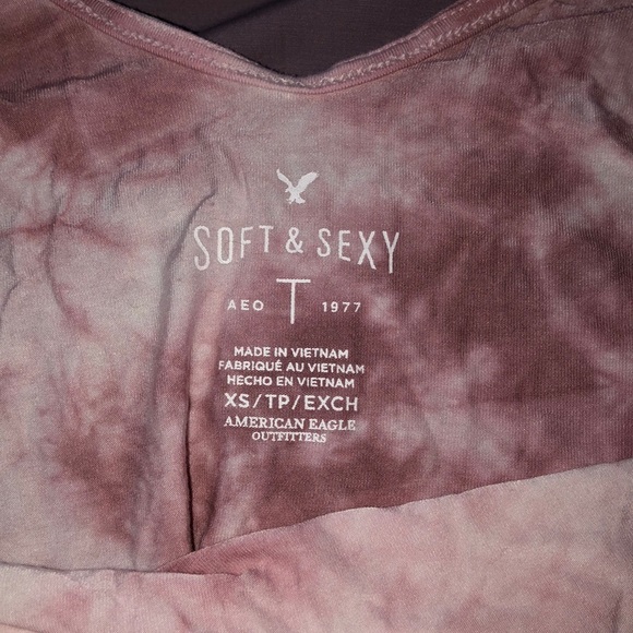 American Eagle soft and sexy tee - Picture 2 of 2